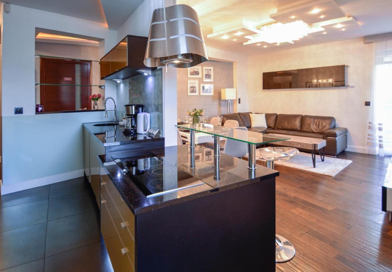 Świnoujście Apartamenty Bryza - Chelmonskiego - Parking - Centrum מראה חיצוני תמונה