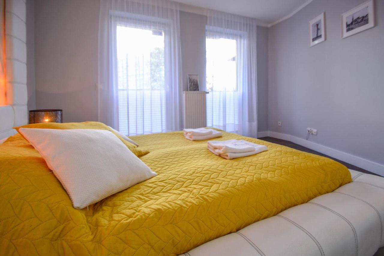 Świnoujście Apartamenty Bryza - Chelmonskiego - Parking - Centrum מראה חיצוני תמונה