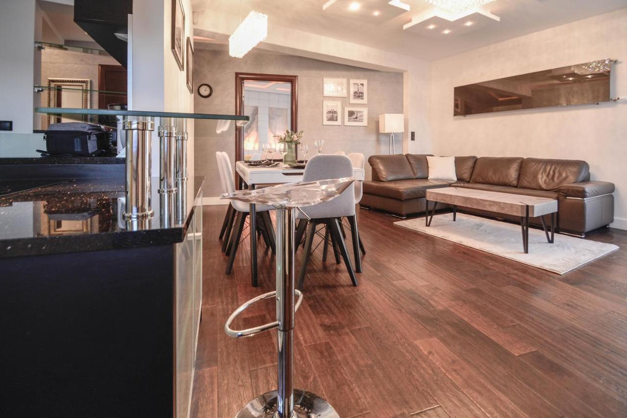 Świnoujście Apartamenty Bryza - Chelmonskiego - Parking - Centrum מראה חיצוני תמונה